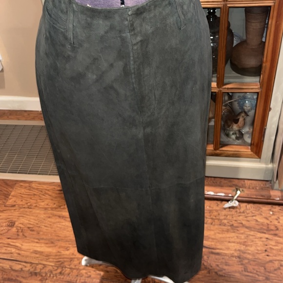 Ralph Lauren Suede skirt - Picture 4 of 11
